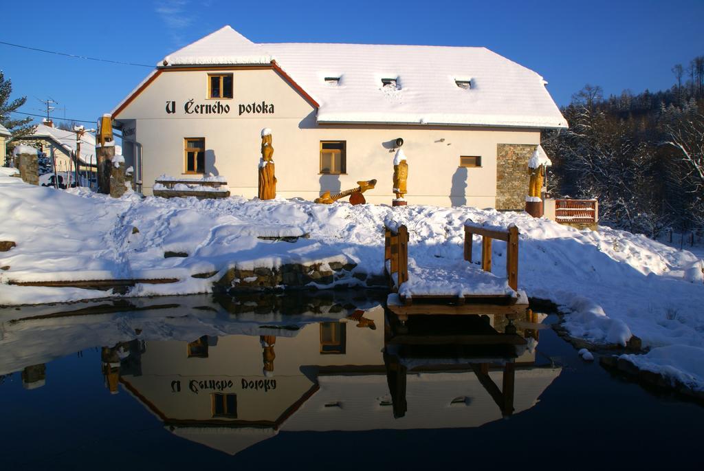 Penzion U Cerneho Potoka Nová Lhota Buitenkant foto