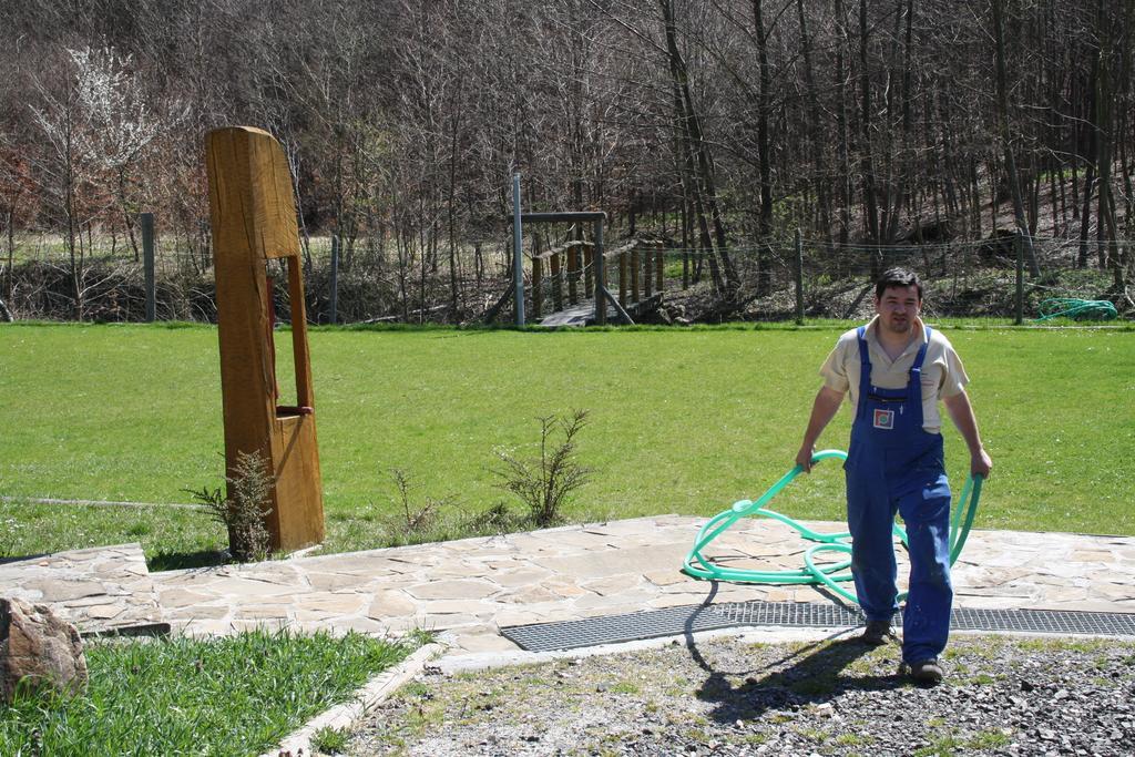 Penzion U Cerneho Potoka Nová Lhota Buitenkant foto