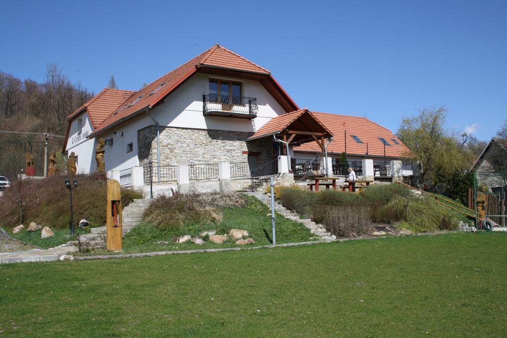 Penzion U Cerneho Potoka Nová Lhota Buitenkant foto
