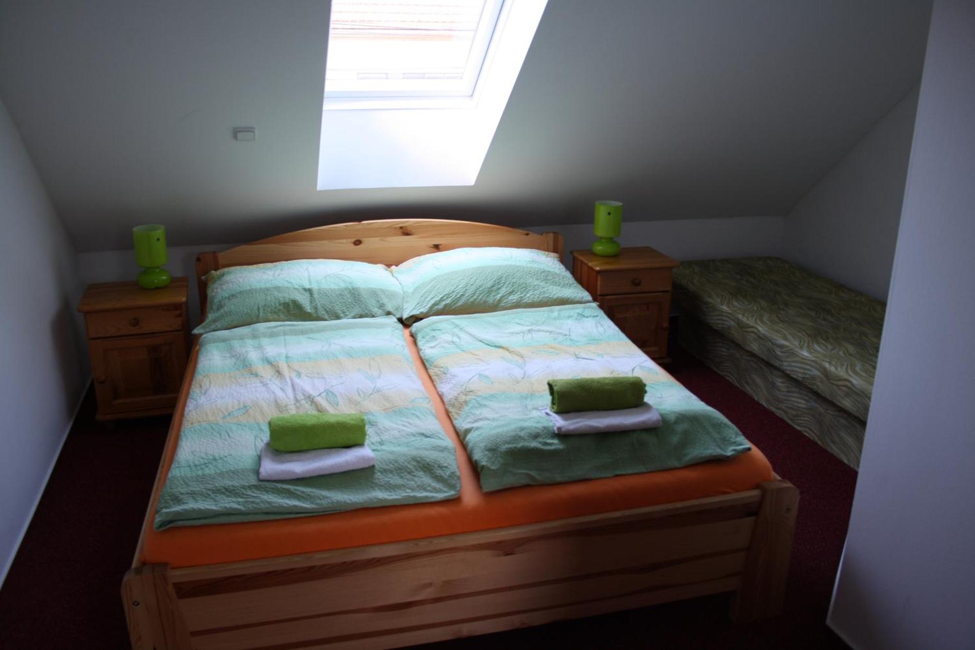 Penzion U Cerneho Potoka Nová Lhota Kamer foto